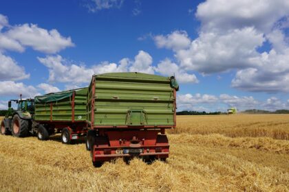 Jak szybko dobrać podzespoły Poznaj John Deere katalog części online