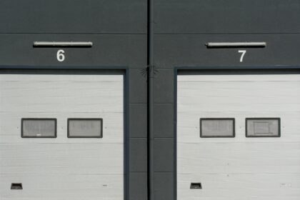 Stalowe drzwi techniczne jako standard w obiektach przemysłowych